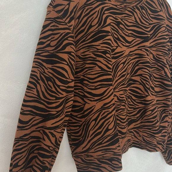 Monrow brown Zebra Full Sleeve Terrycloth Sweatshirt 100% cotton XS revolve - Picture 3 of 8